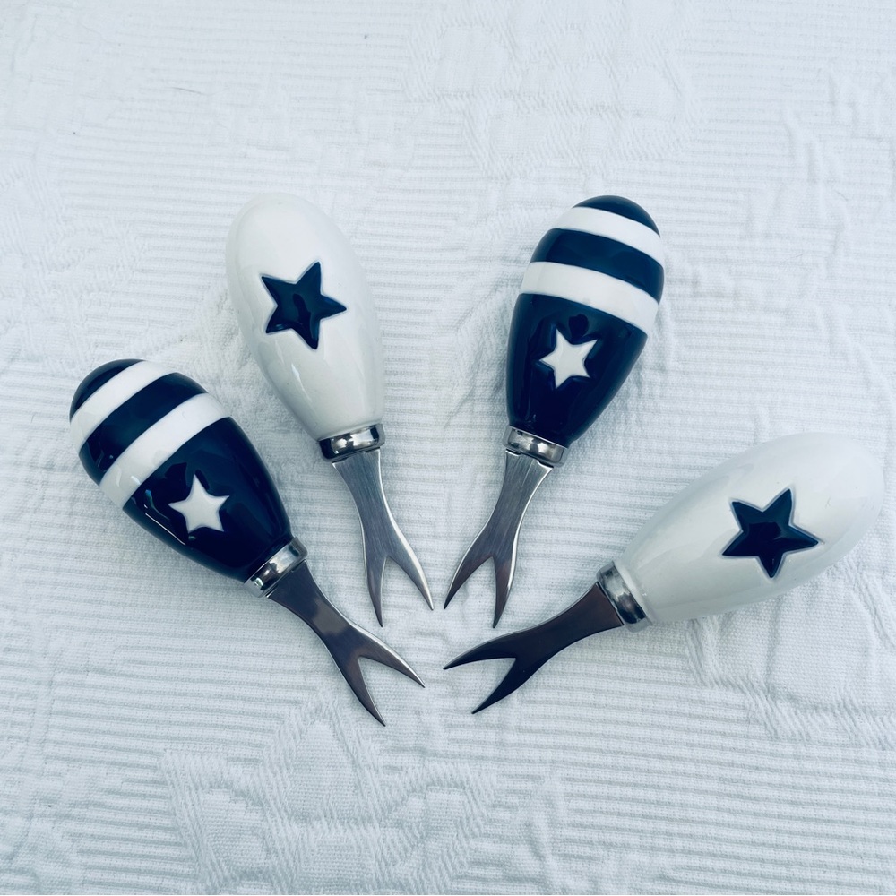 Williams Sonoma Patriotic  stars stripes blue white corn picks vintage